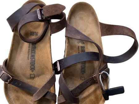 Sandals Flats By Birkenstock In Brown, Size: 9 Hot on Sale