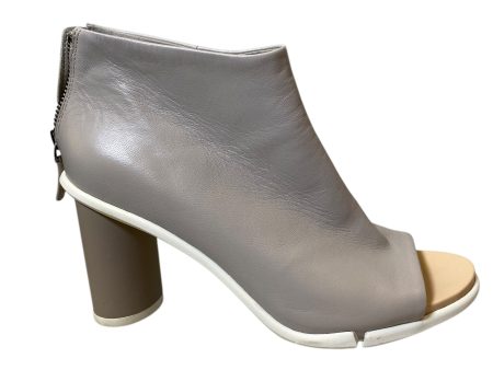 Boots Ankle Heels By Clarks In Grey, Size: 8.5 For Sale