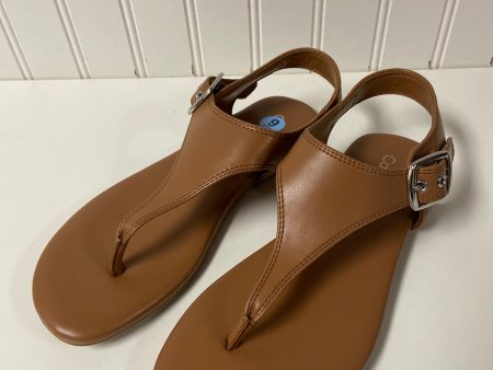 Sandals Flats By Calvin Klein In Tan, Size: 6 For Cheap