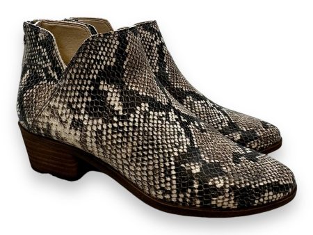 Boots Ankle Flats By Dolce Vita In Snakeskin Print, Size: 6.5 Cheap