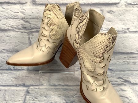 Boots Ankle Heels By Gianni Bini In Cream, Size: 11 Online now