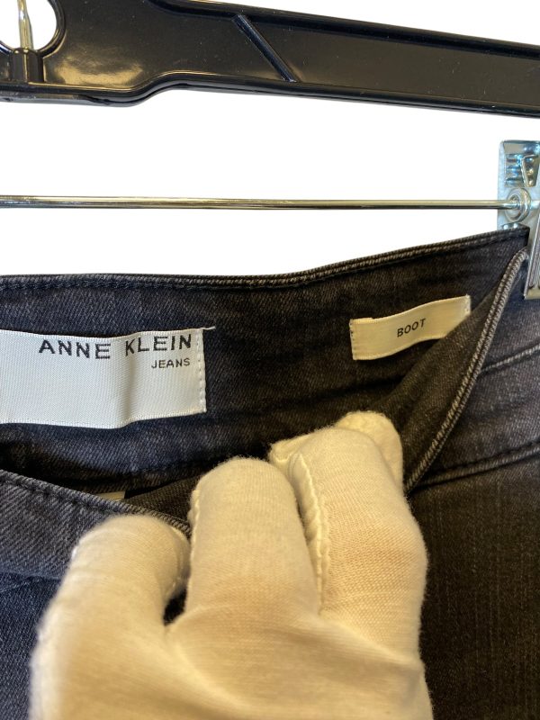 Jeans Boot Cut By Anne Klein In Grey, Size: 10 For Sale