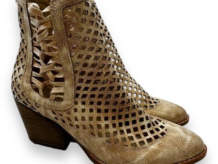 Boots Ankle Heels By Coconuts In Beige, Size: 6 Online Sale